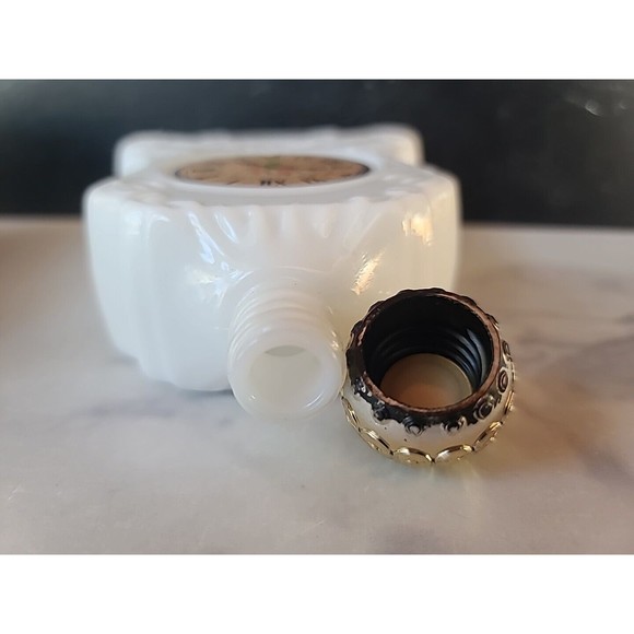 Avon Leisure Hours Charisma Foaming Bath Oil 5oz Empty - Picture 7 of 10